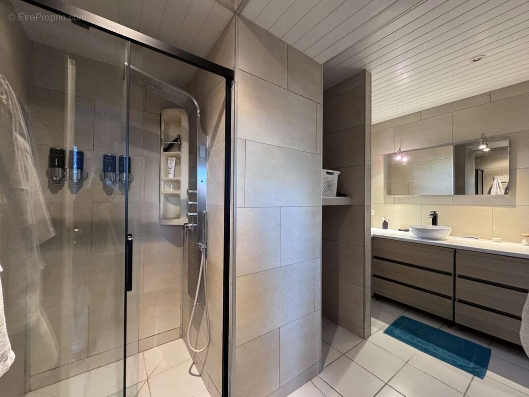 Maison à FONTAINE-BELLENGER