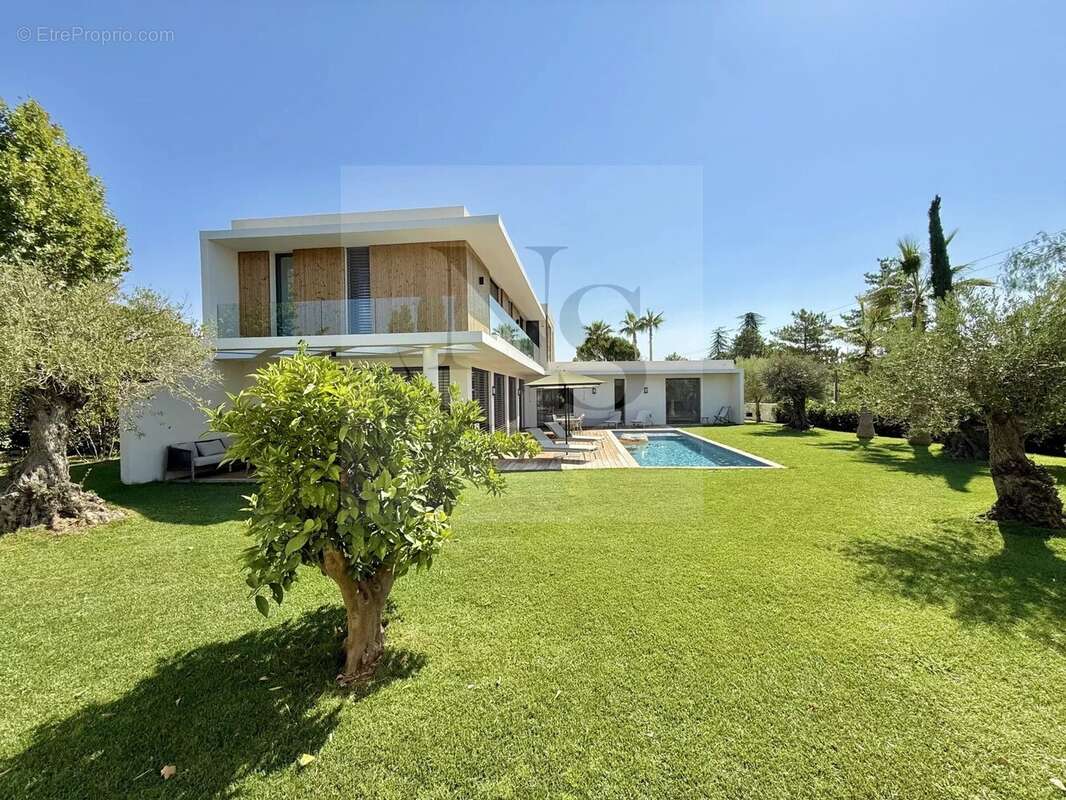 Maison à AIX-EN-PROVENCE