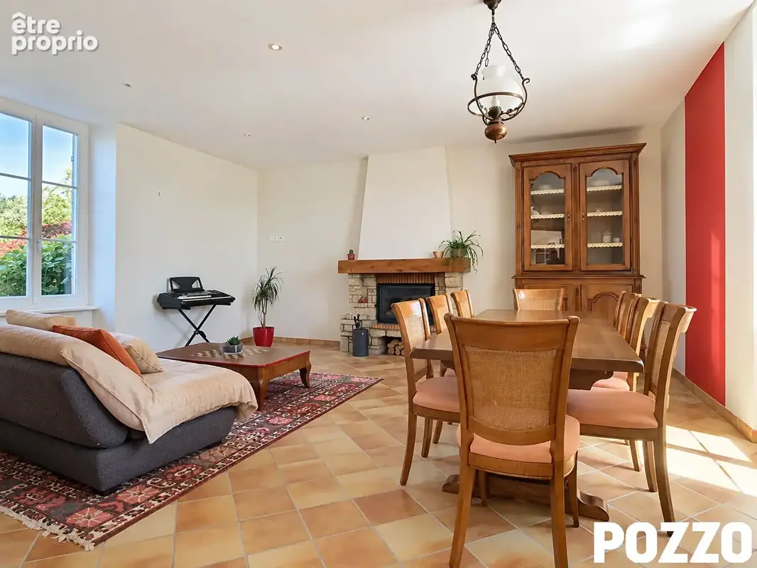 A Vendre - MAISON DE MAITRE - Roz Landrieux - Piscine - photo 6