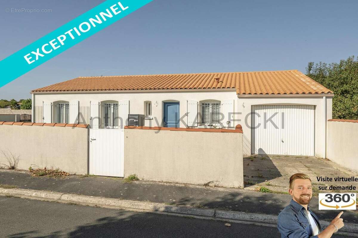 Photo 2 - Maison à SAINT-ROGATIEN