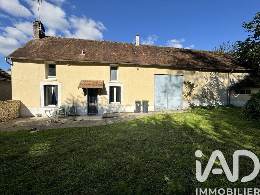 Photo 1 - Maison à CHALAUTRE-LA-PETITE