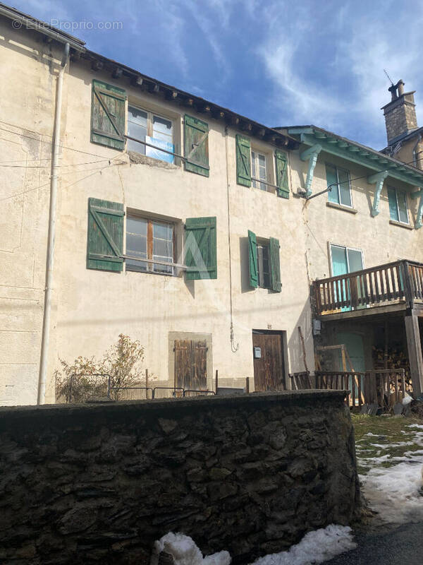 Maison à PUYVALADOR