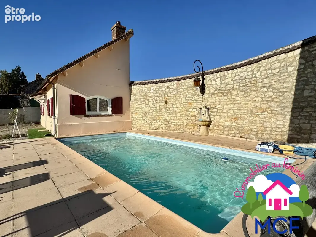 Maison 3 pièces 38 m² à vendre à Breval (78980) - photo 1