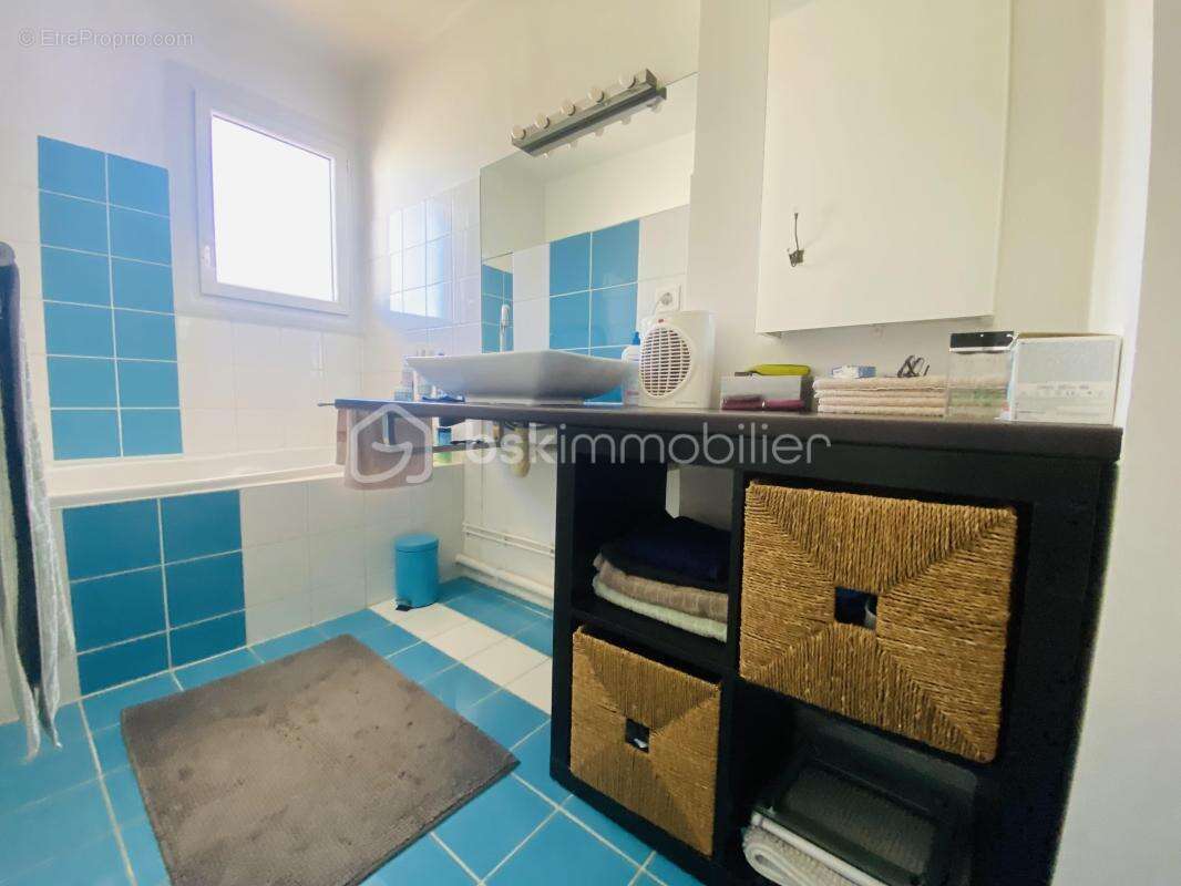 Appartement à SIX-FOURS-LES-PLAGES
