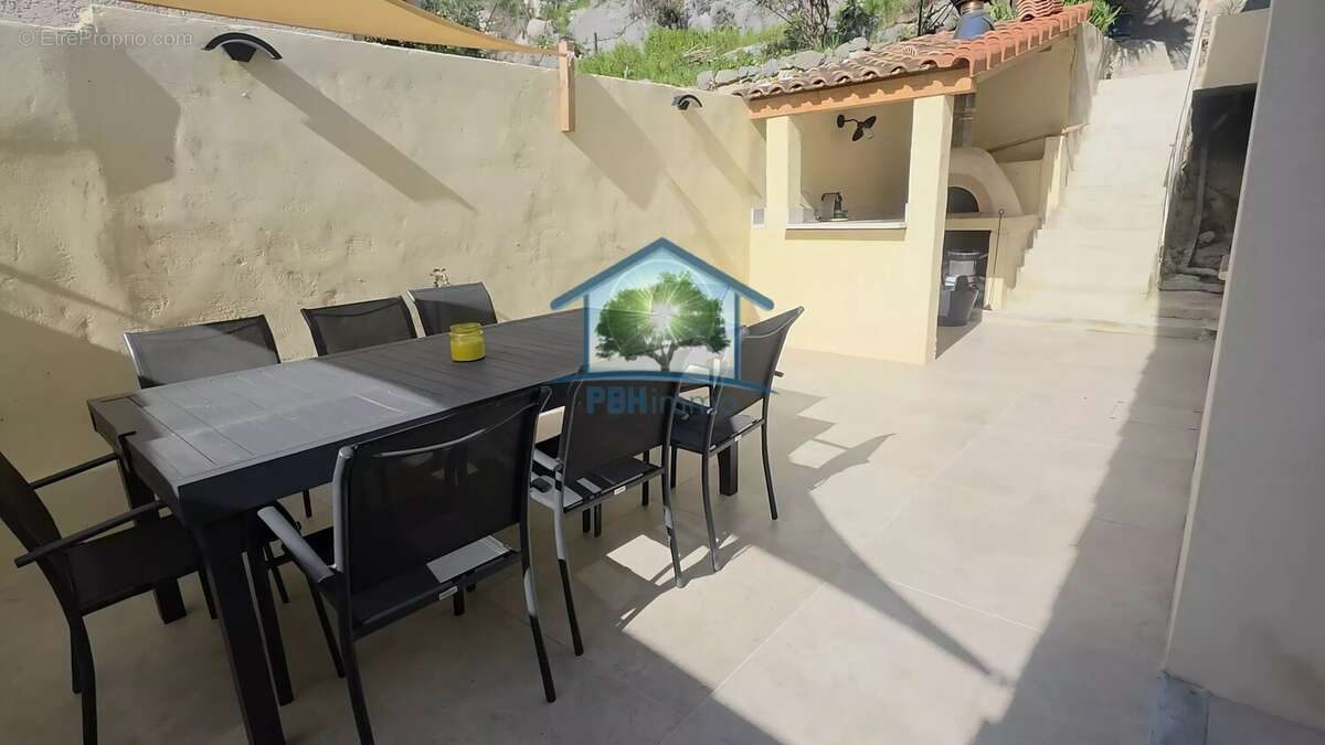 Maison à MARSEILLE-11E