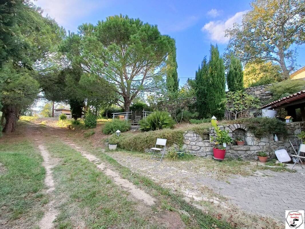 Maison 285 m² à Mauves  - photo 2