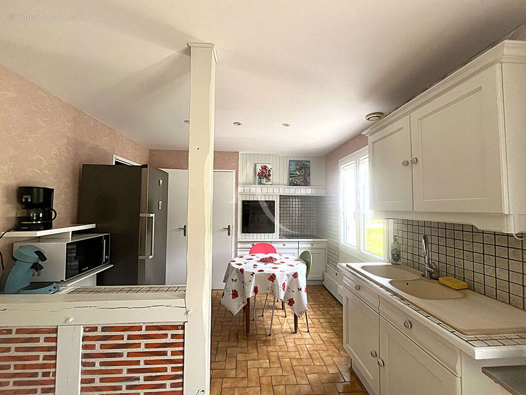 Maison à CELLETTES