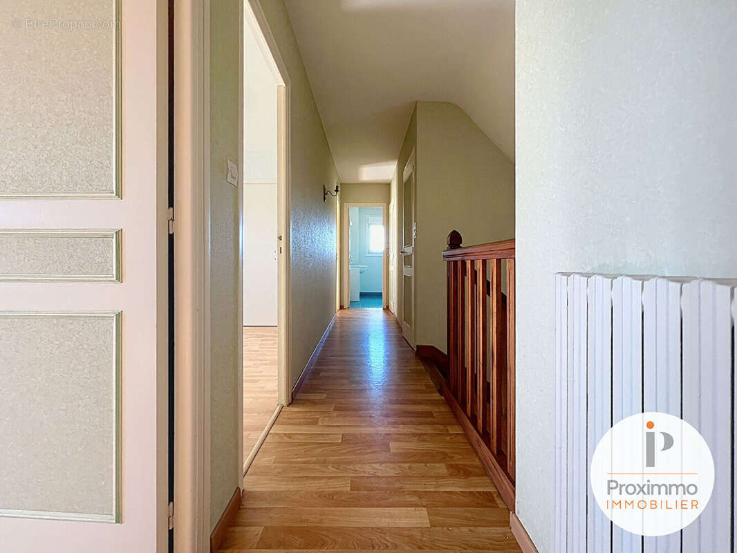 Maison à QUESTEMBERT