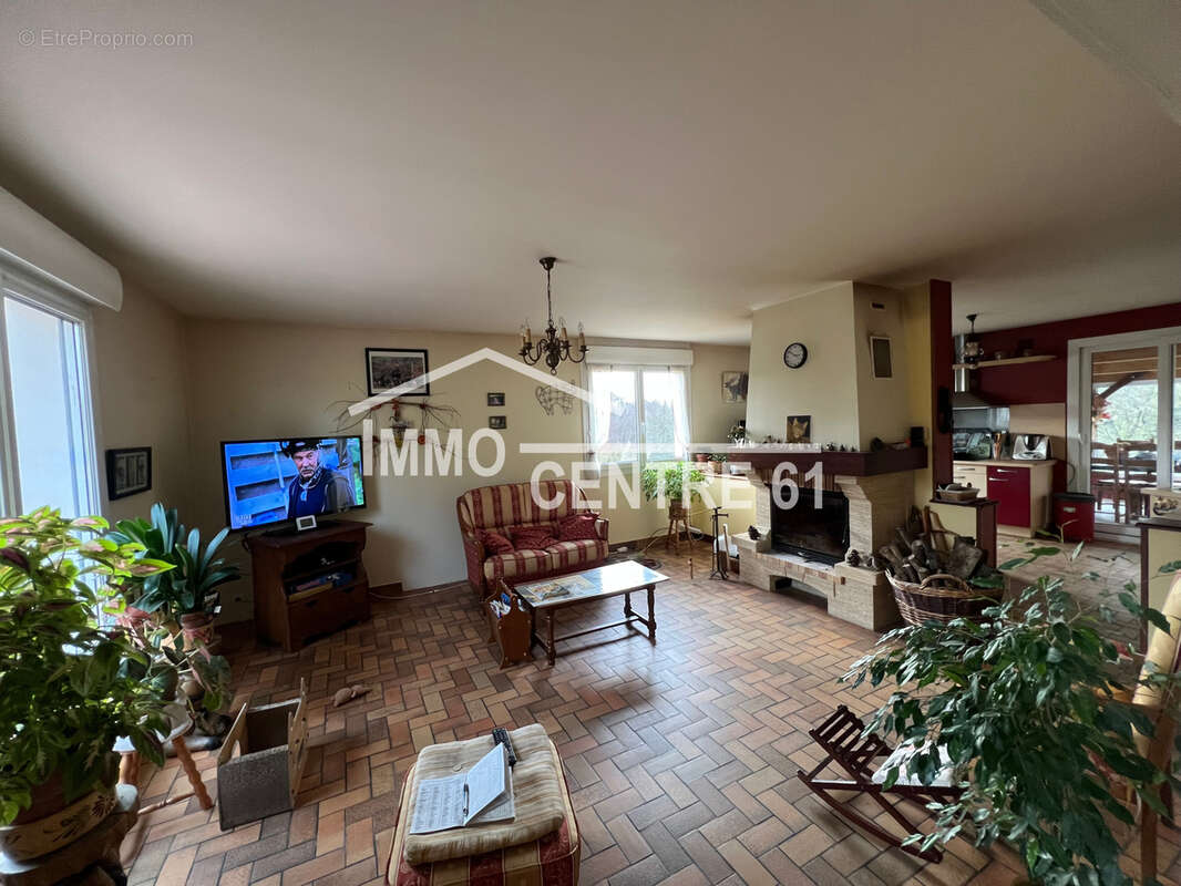 Maison à LA FERTE-MACE