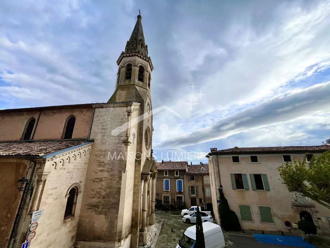 Appartement à SAINT-SATURNIN-LES-APT