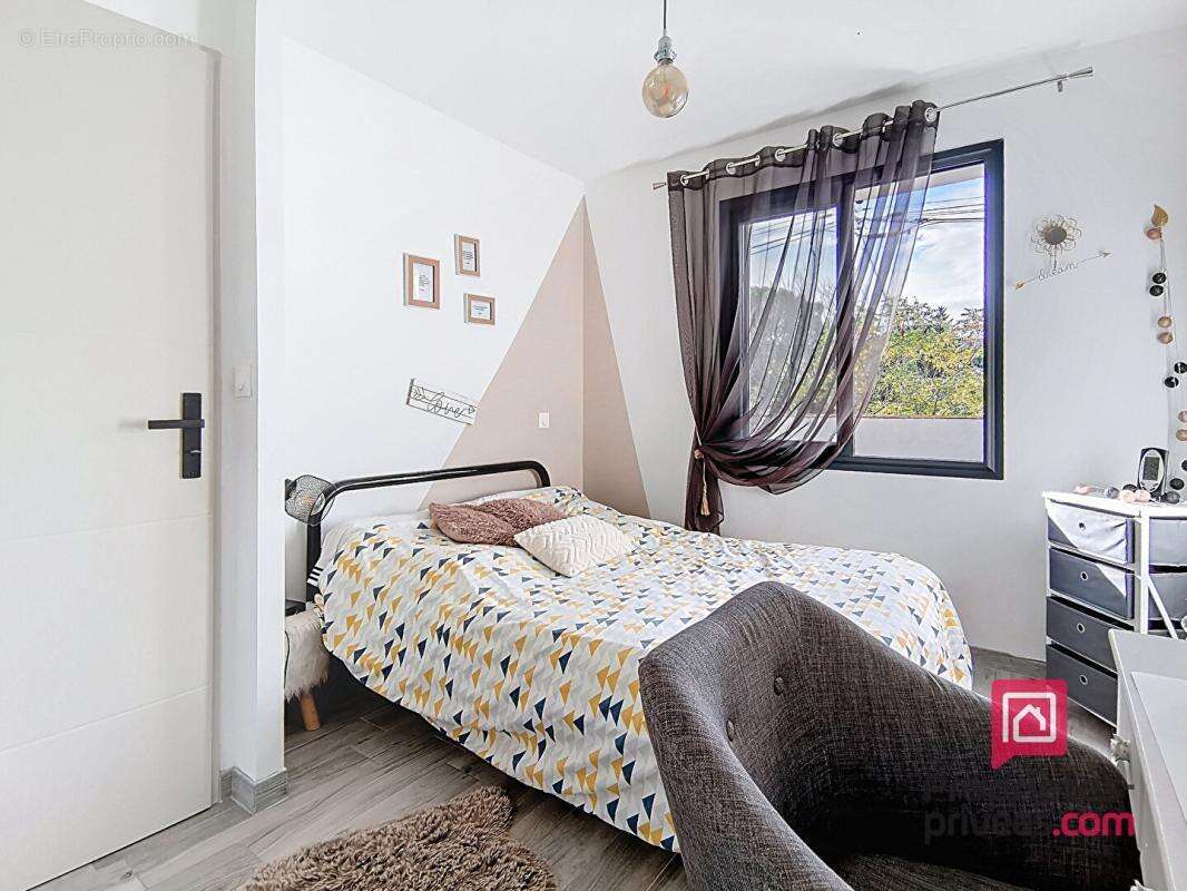 Maison à SAINT-MAXIMIN-LA-SAINTE-BAUME