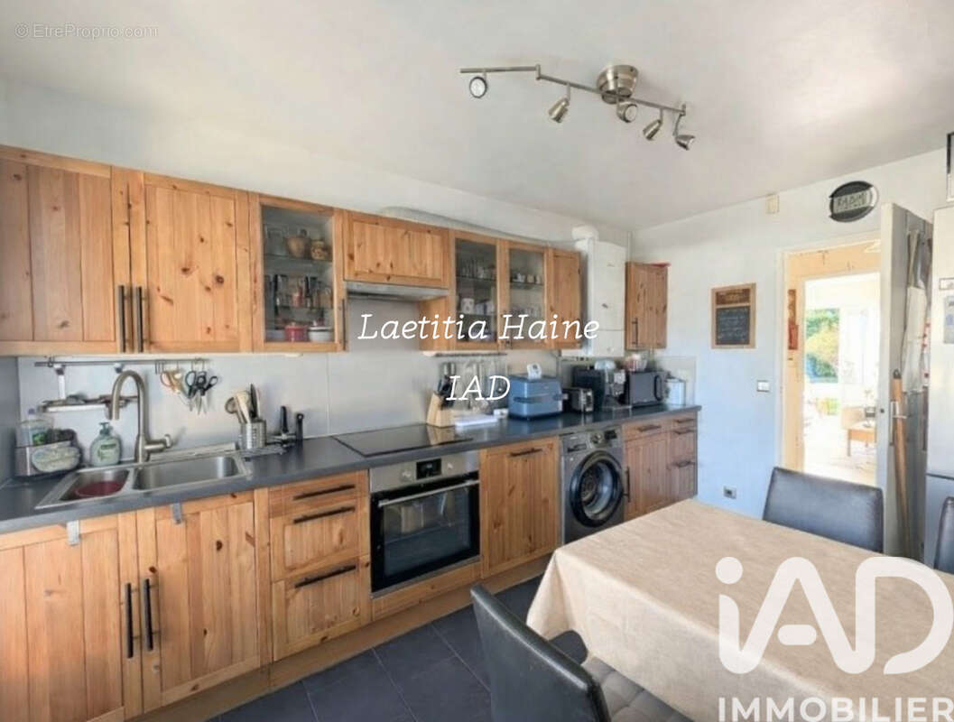 Photo 8 - Maison à MONTIGNY-LES-CORMEILLES