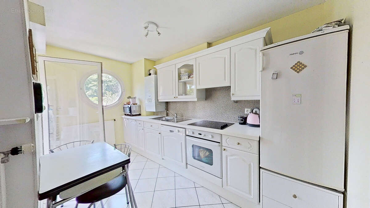 Appartement à CRAPONNE