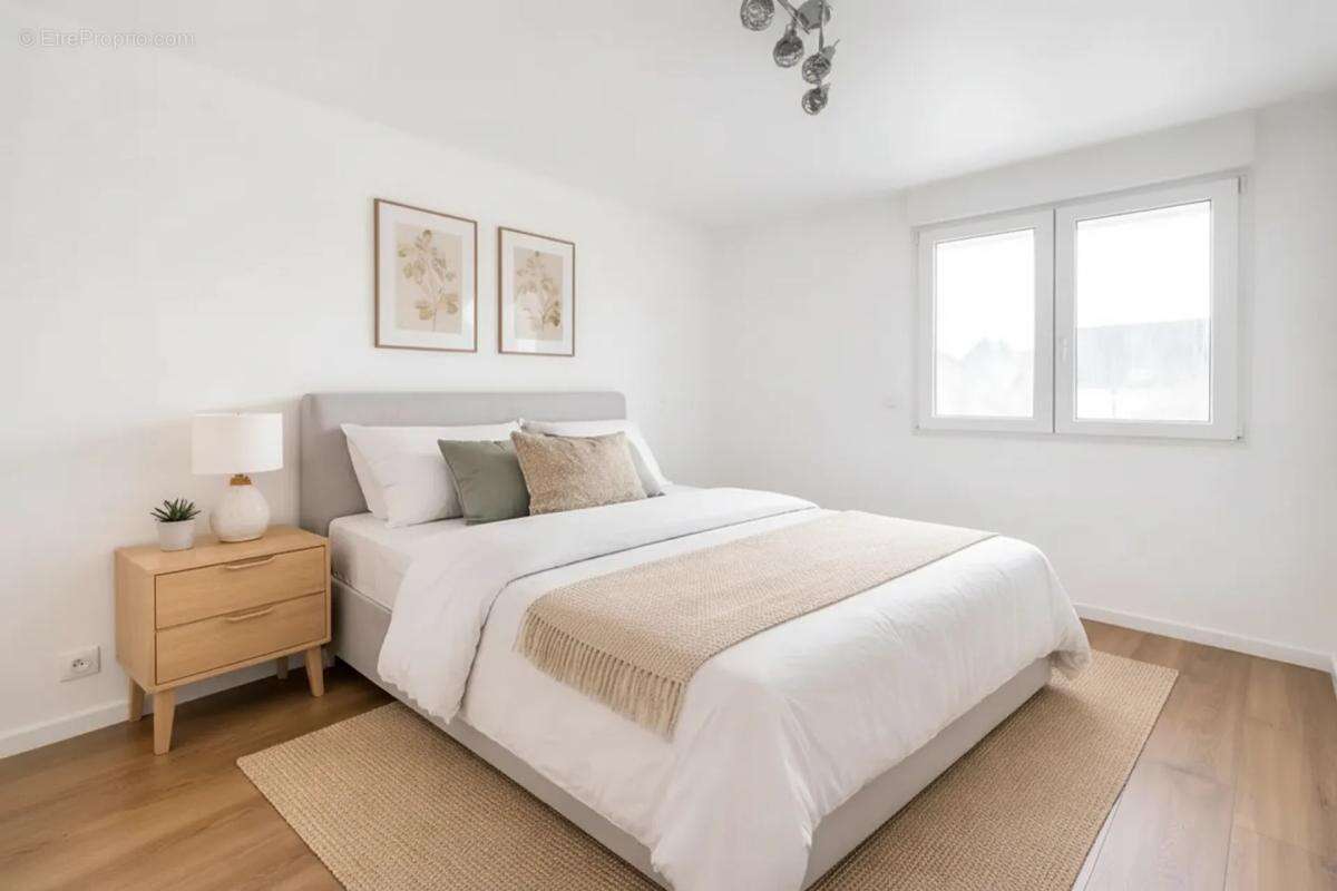 Maison à MAURECOURT