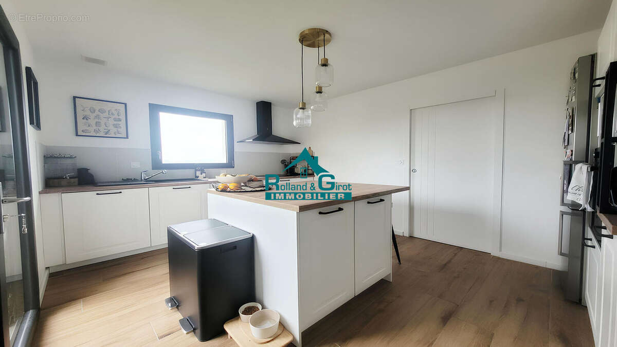 Maison à LA BOUEXIERE