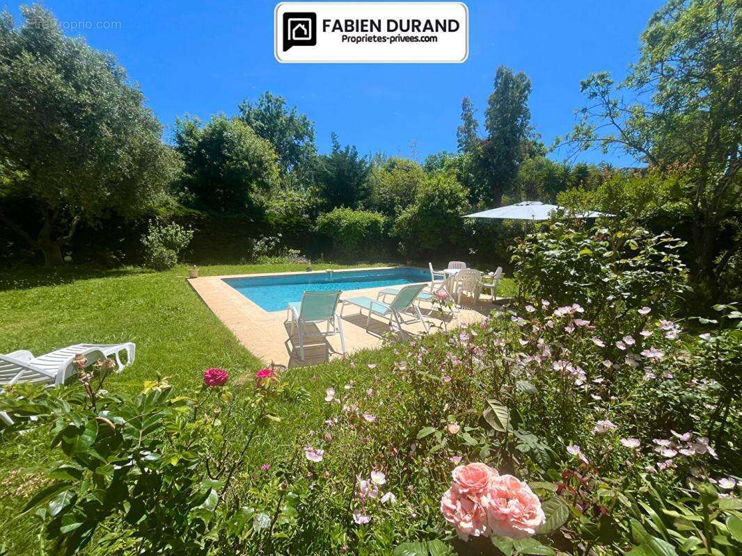 Appartement à MANDELIEU-LA-NAPOULE