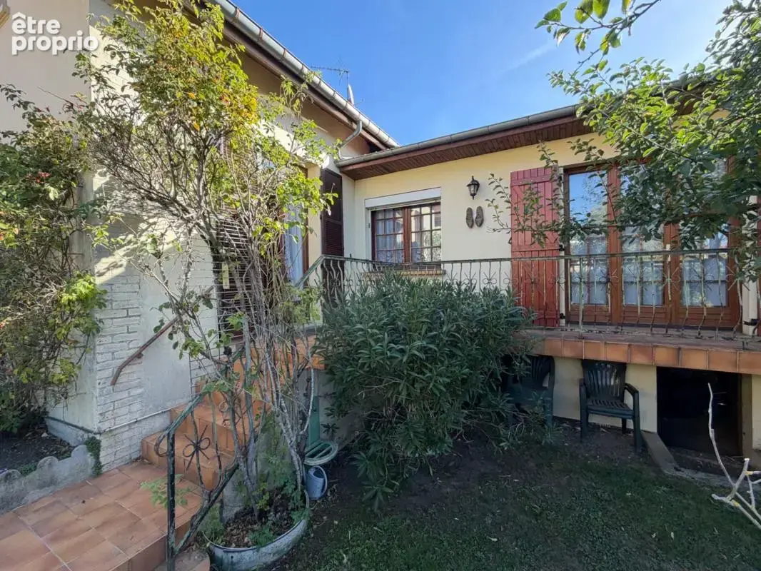 Maison 2 chambres avec double garage et jardin - photo 15