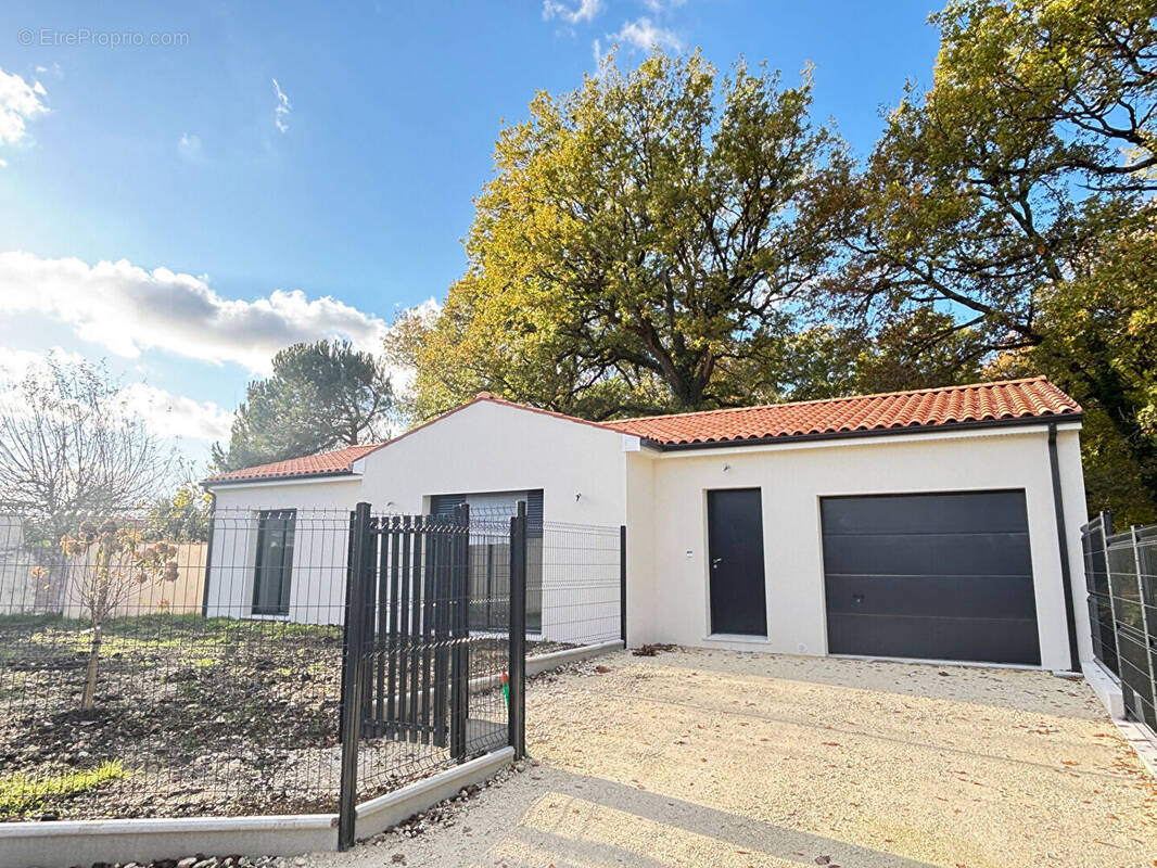Maison à SAINT-SULPICE-DE-ROYAN