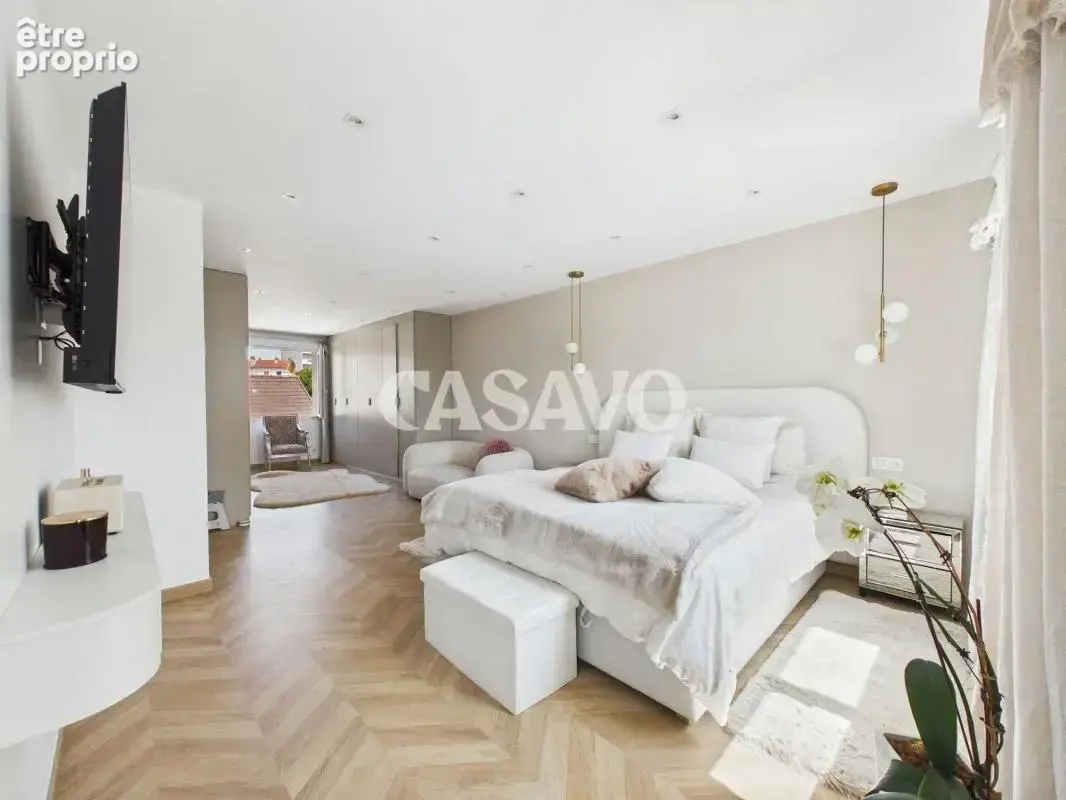 Vente Maison 7 pièces de 257m² - 94200 Ivry-sur-Seine - photo 9