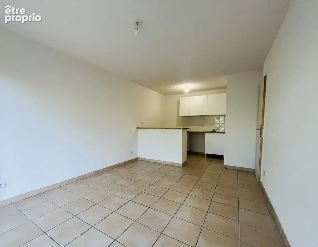 Angoulême - Appartement T2 avec jardin et parking - photo 2