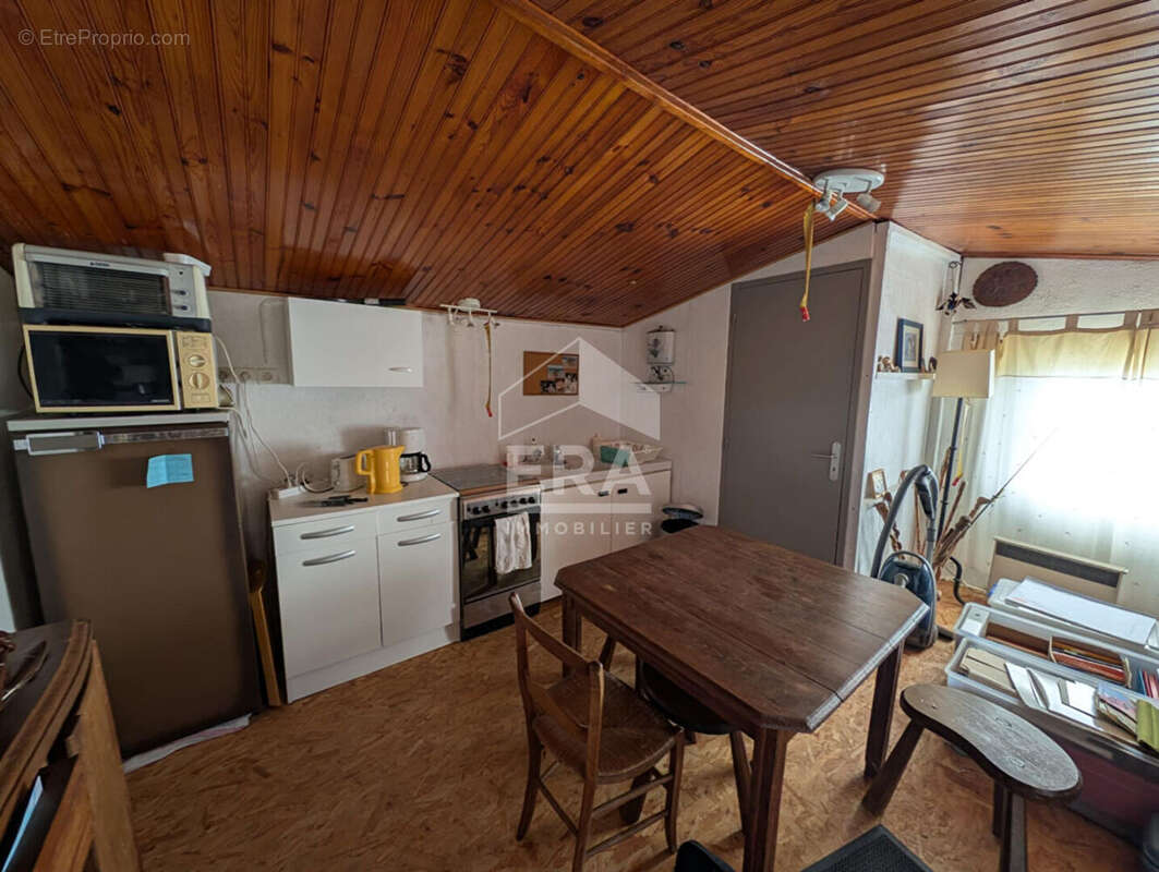 Maison à MONTPON-MENESTEROL