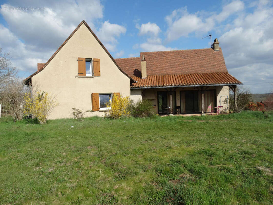  Avant de la maison  - Maison à LABASTIDE-MURAT