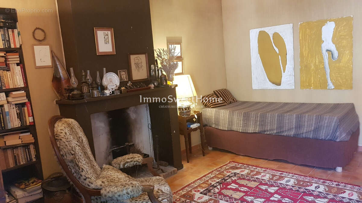 Maison à MIRABEL-AUX-BARONNIES