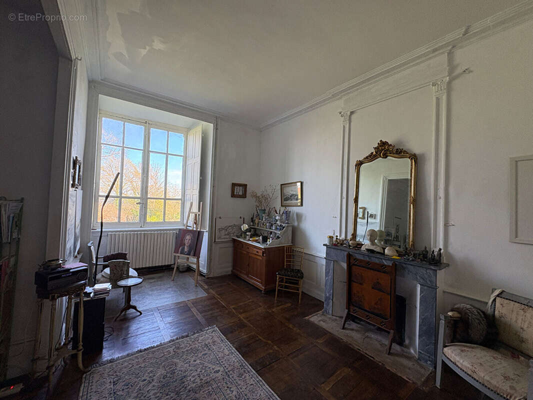 Maison à BLOT-L'EGLISE