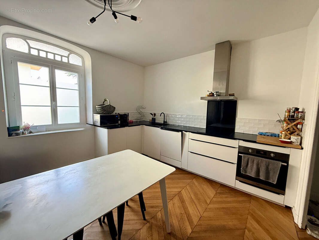 Maison Soyaux 8 pièce(s) 155 m2 - photo 4