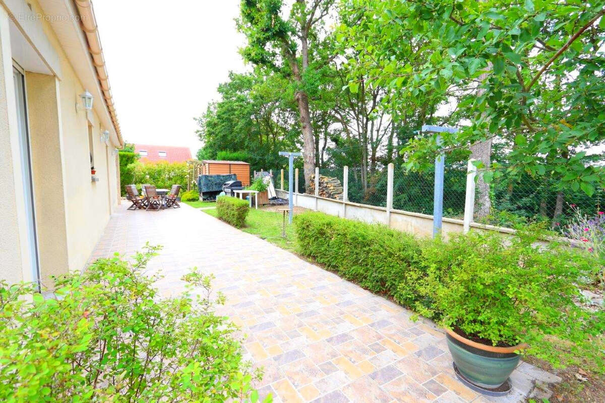 Maison à CHATEAUDUN