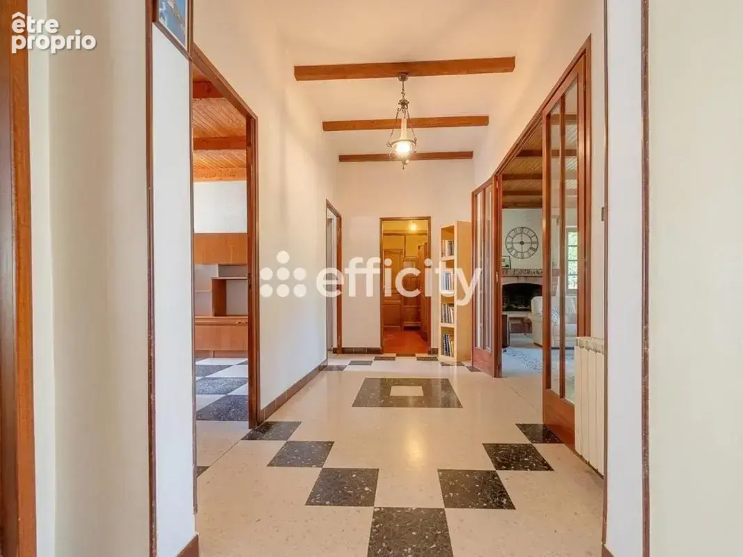 Maison 5 pièces 110 m² à vendre à Marseille-8e (13008) - photo 5