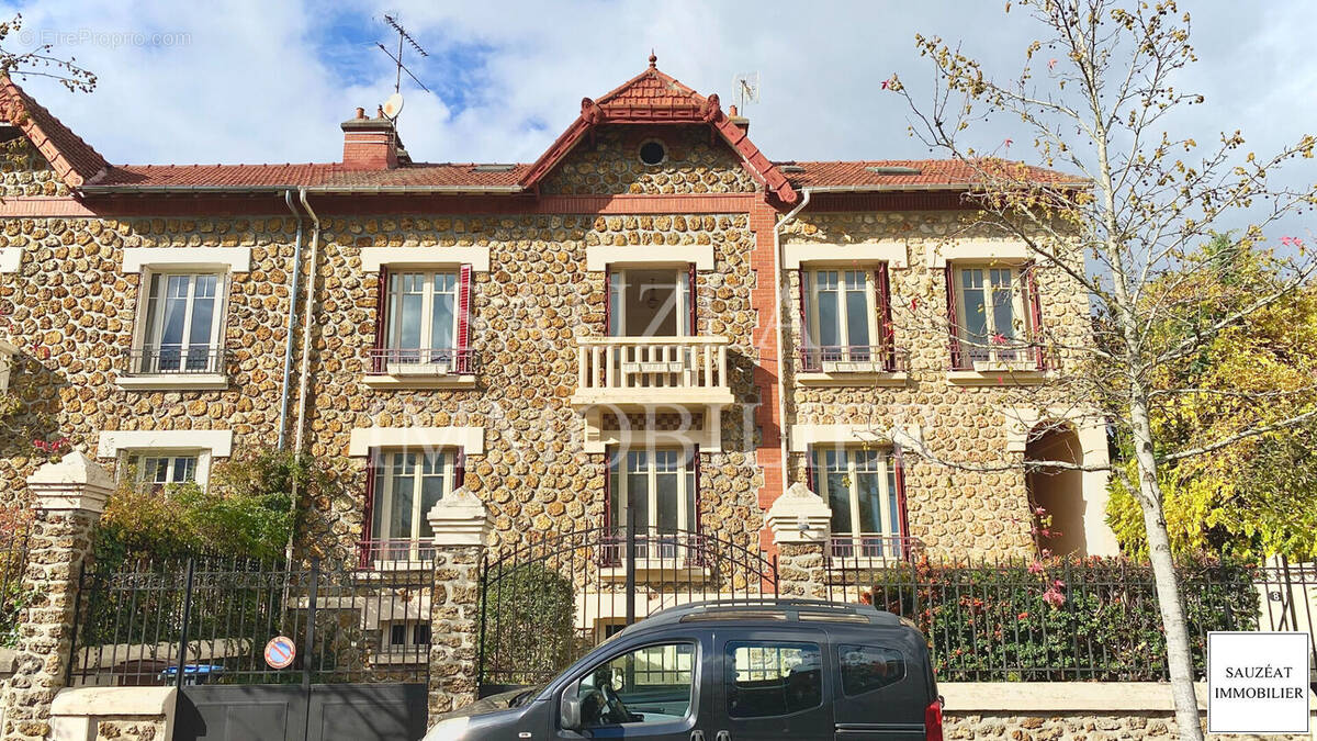 Maison à MONTGERON