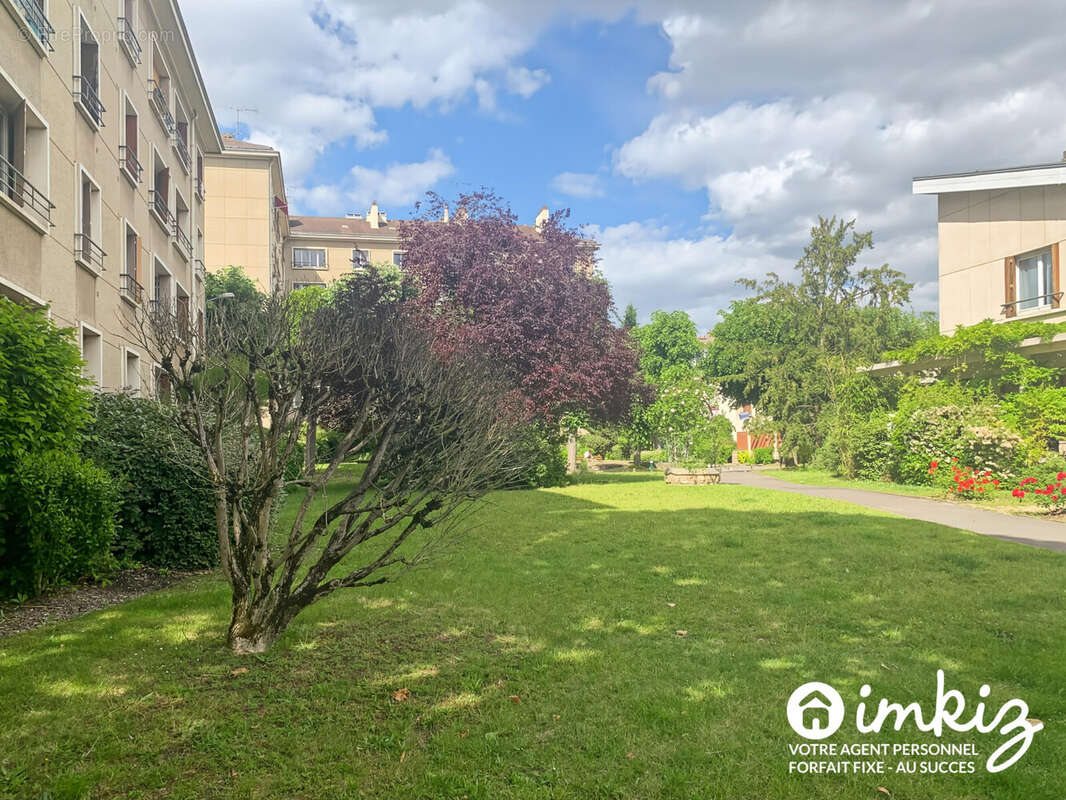 Appartement à SAINT-MAUR-DES-FOSSES