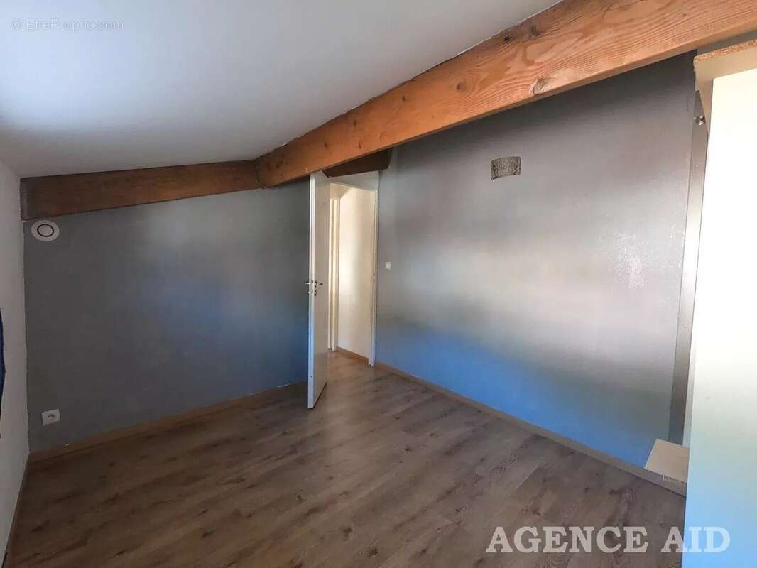 Appartement à CUGES-LES-PINS