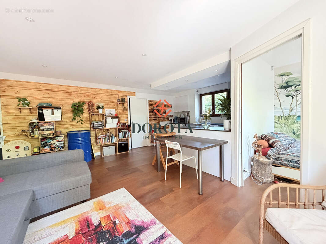 Appartement à MEYLAN