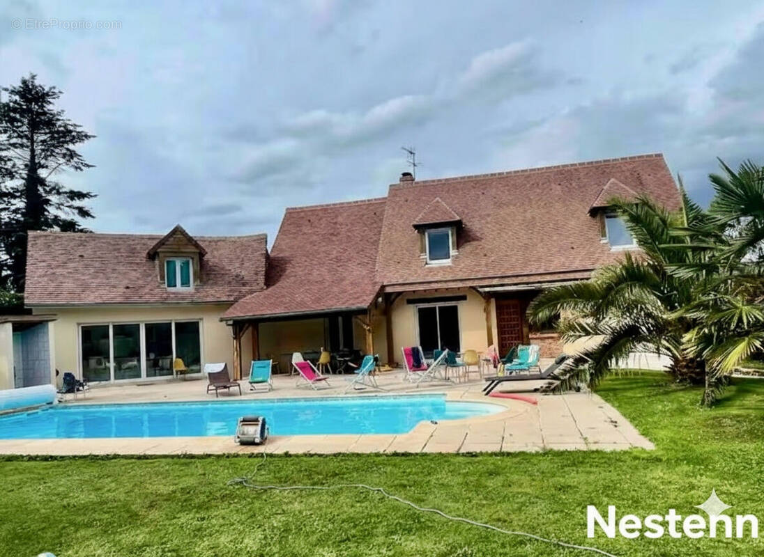 Maison à OUISTREHAM