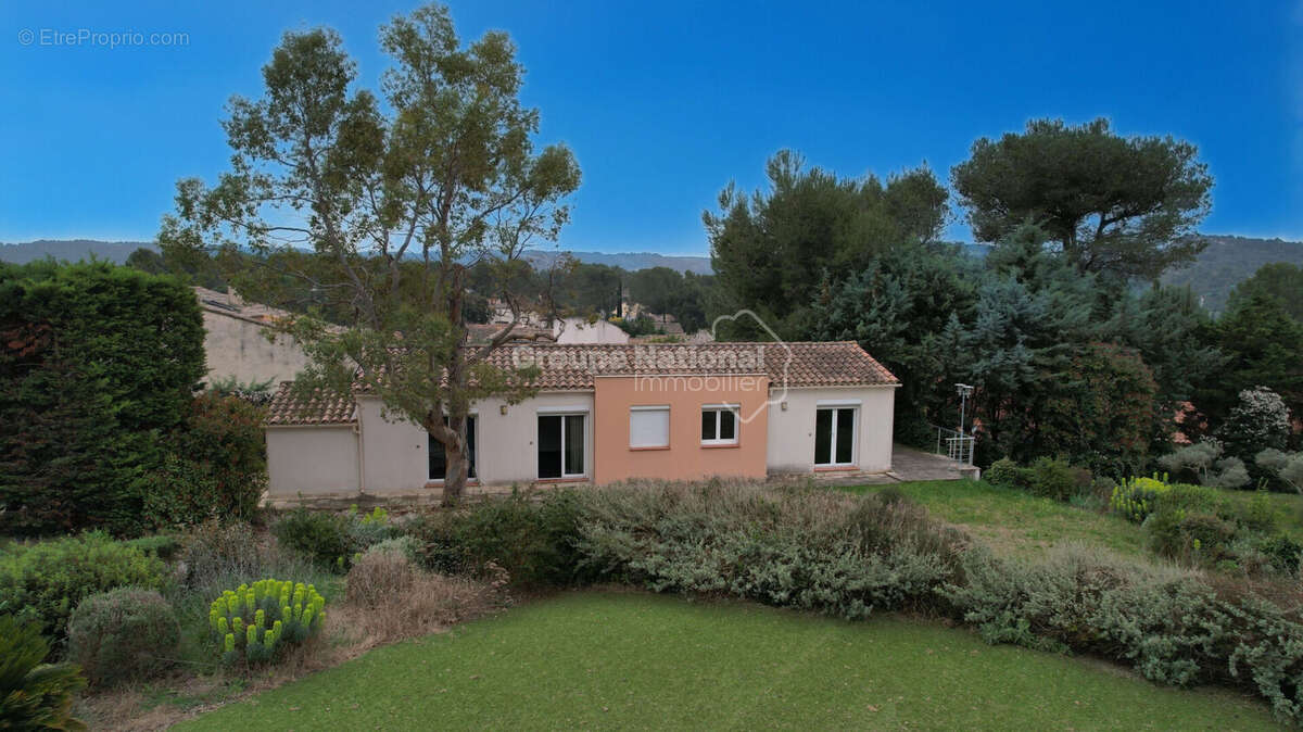 Maison à ORGON
