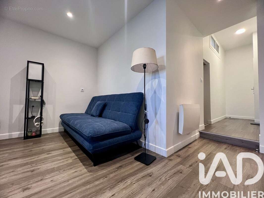 Photo 2 - Appartement à ALBIGNY-SUR-SAONE