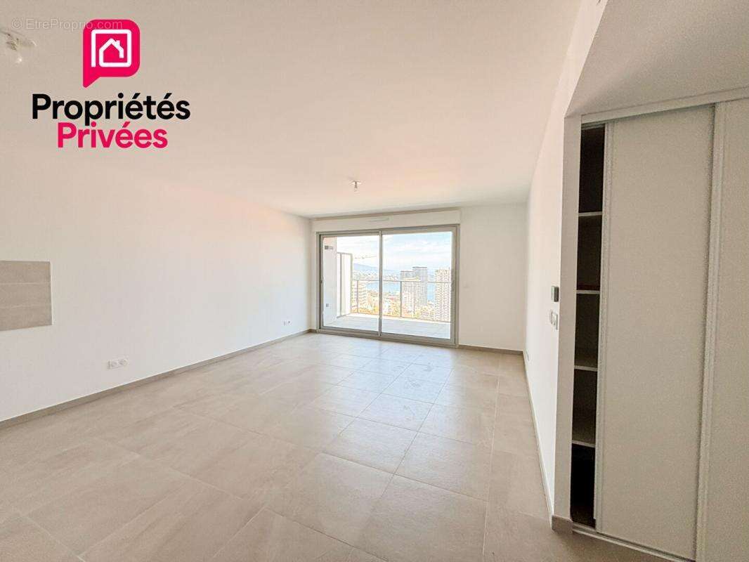 Appartement à BEAUSOLEIL
