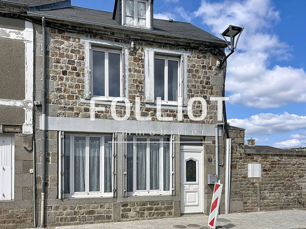 Maison à LANDELLES-ET-COUPIGNY