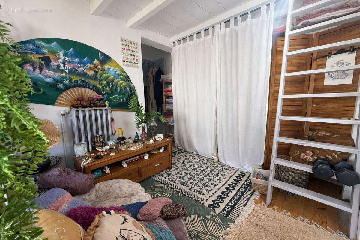 Appartement à CHATEAUNEUF-DU-RHONE