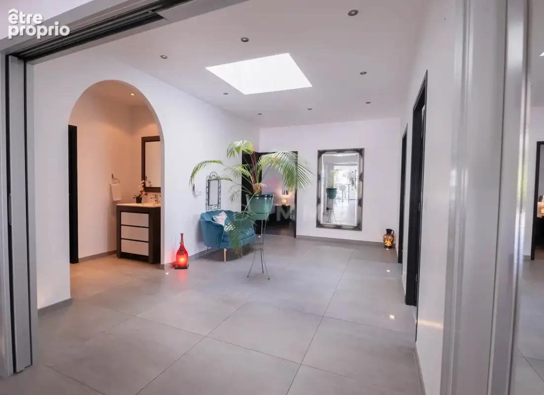 Villa familaile avec piscine et grand terrain - photo 11