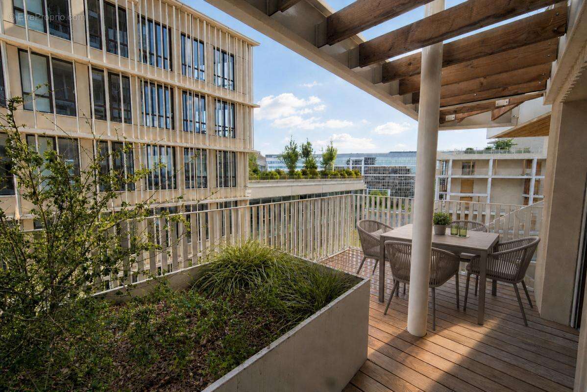 Appartement à NANTERRE
