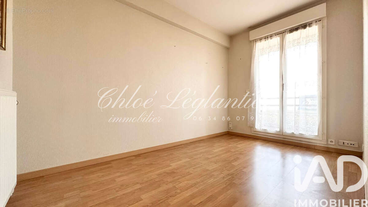 Photo 8 - Appartement à LE PLESSIS-TREVISE