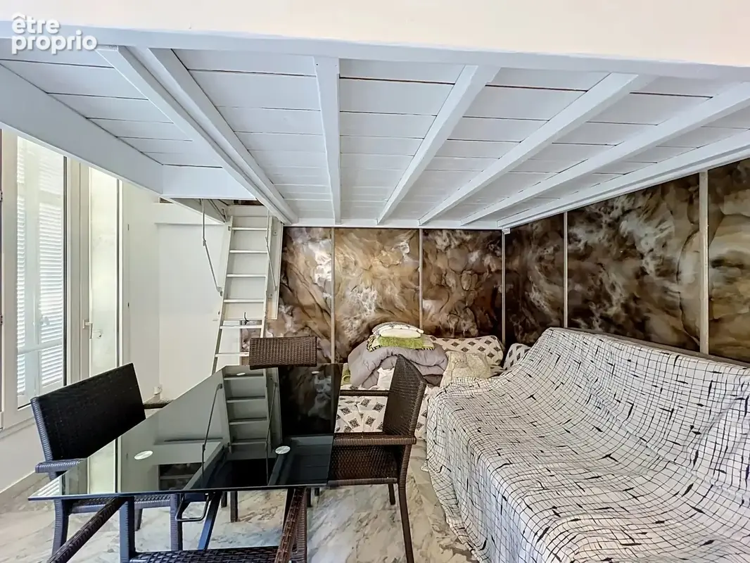 Studio avec mezzanine – Juan-les-Pins - photo 2