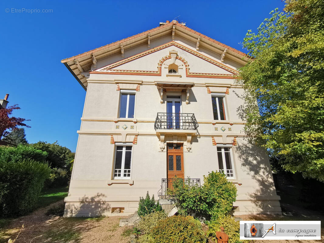 Maison à EVAUX-LES-BAINS