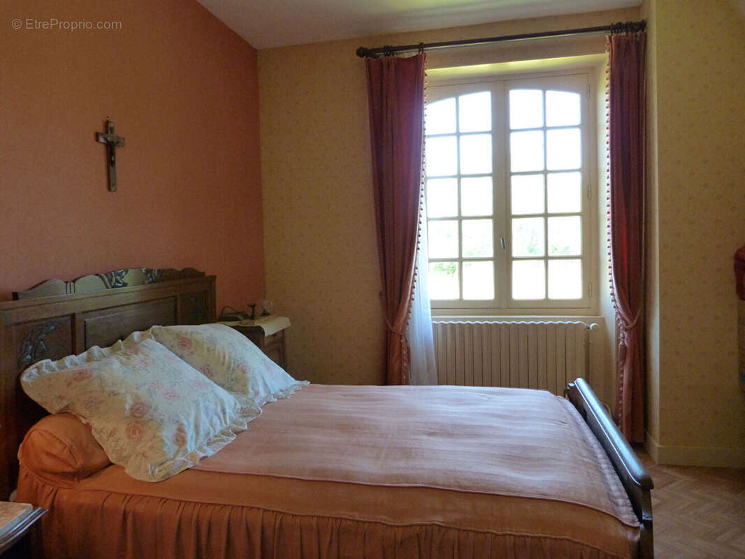 Maison à LE PERTRE