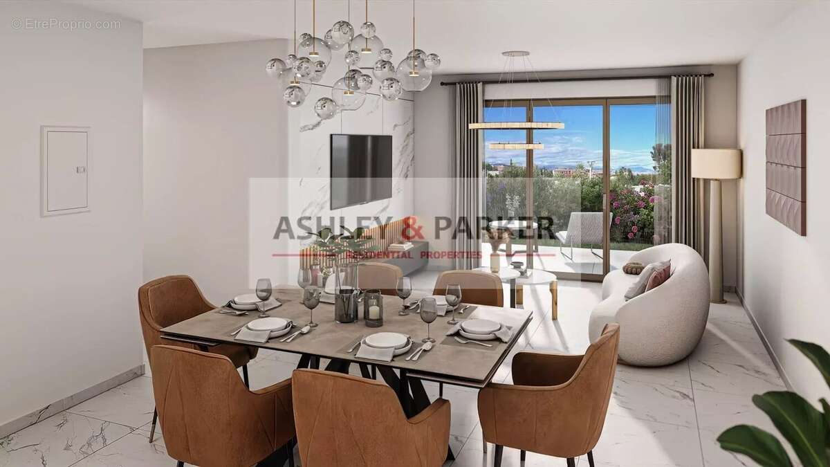 Appartement à VILLENEUVE-LOUBET