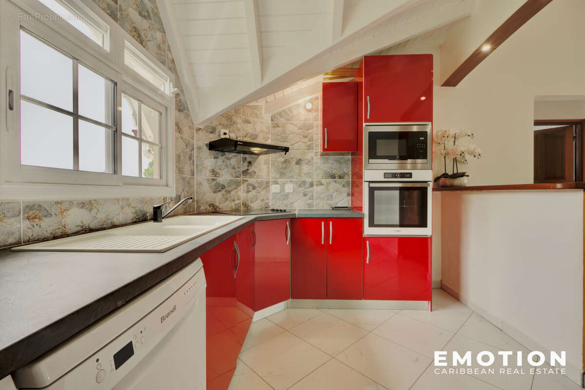 Appartement à POINTE-NOIRE