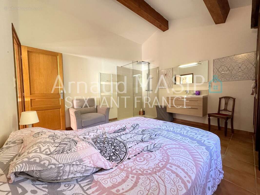 Maison à CAMPAGNA-DE-SAULT